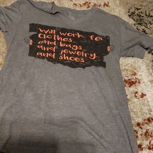 A short sleeve tee shirt